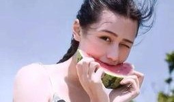 娱乐吃瓜头像图片女生,揭秘娱乐吃瓜头像中的魅力女生